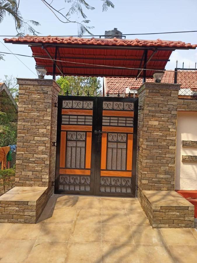 Singh Cottage Lonavala Exterior photo